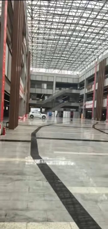 二手车网红“迟记汽车”自曝崩盘：“兄弟们，我破产了”！多地车商上门要钱，“统计大约有1900万元”，帅车加盟模式也遭质疑